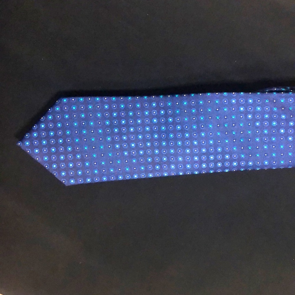 Tie - Picture 4 of 4